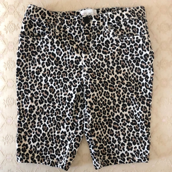 Children's Place Cheetah Shorts - Picture 2 of 4